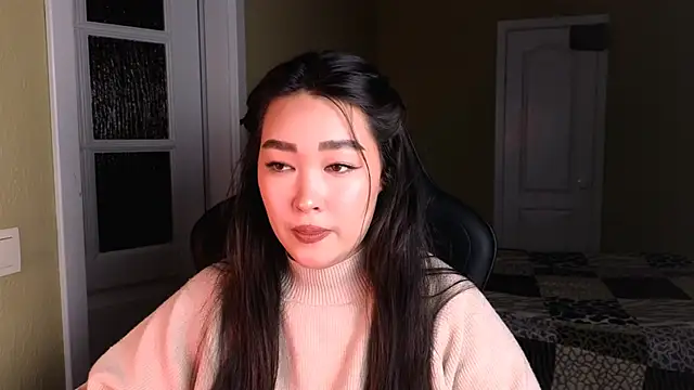 Erica Wayne online show from January 8, 5:48 am