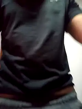 luisfer 98 online show from December 2, 7:09 pm