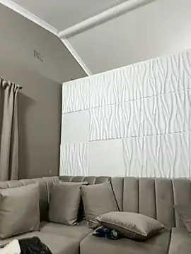 Snapshot of naughtyblackdolie chatting on February 7, 6:24 pm naughtyblackdolie online show from February 7, 6:24 pm