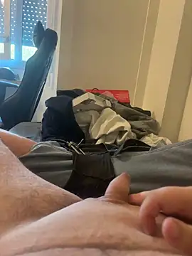 Snapshot of aquarium2345 chatting on September 29, 4:23 pm aquarium2345 online show from September 29, 4:23 pm