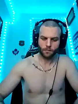 Snapshot of GeneralXMillyX chatting on December 16, 5:06 am GeneralXMillyX online show from December 16, 5:06 am