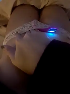 Snapshot of Mary_anes chatting on October 28, 12:36 am Mary anes online show from October 28, 12:36 am