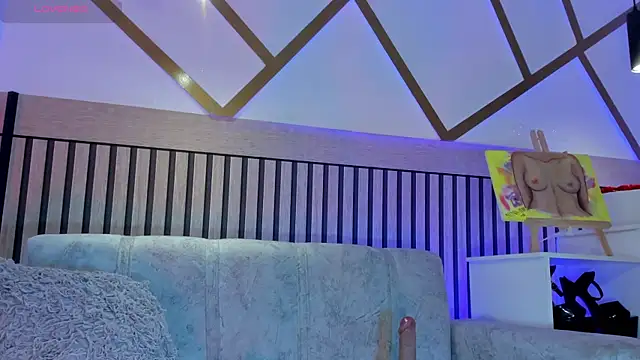 NinaInk online show from April 9, 11:37 am