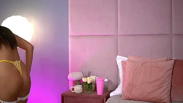 AlmaLuv online show from September 21, 4:14 am