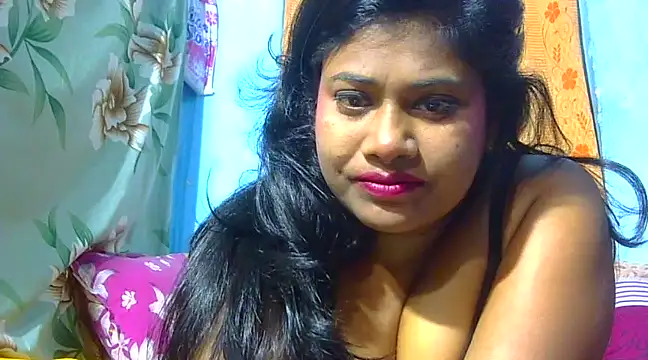 Snapshot of sexy_roma chatting on March 7, 8:22 pm sexy roma online show from March 7, 8:22 pm