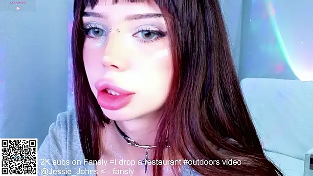 Jessie Johns online show from February 9, 5:06 pm