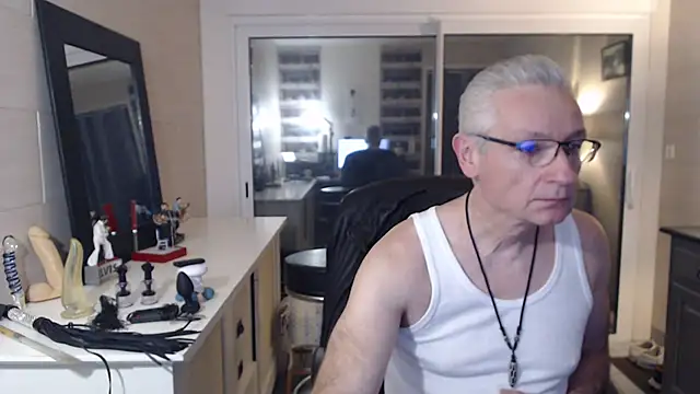 Goduleur69 online show from January 10, 9:42 pm