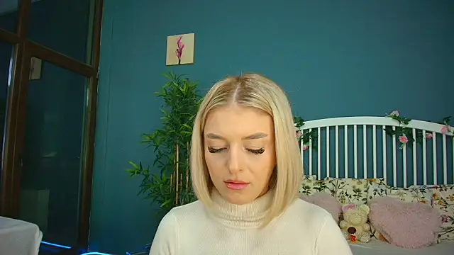 AlicePirs online show from October 25, 4:09 am