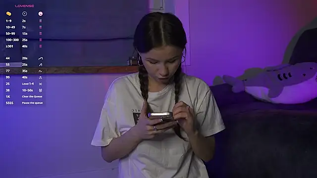 GlamourNova online show from January 30, 3:40 pm