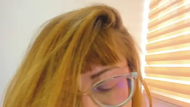 Snapshot of tekila__ chatting on November 28, 12:30 pm tekila online show from November 28, 12:30 pm