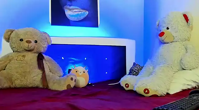 Snapshot of Sweet_Roxy1 chatting on December 27, 12:50 am Sweet Roxy1 online show from December 27, 12:50 am