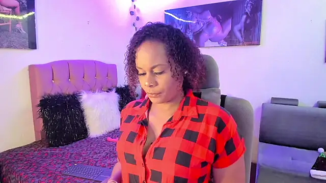 Camille rose  online show from December 11, 11:10 pm