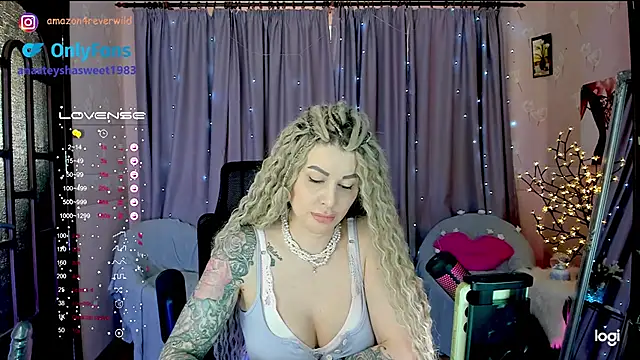 Snapshot of your_wild_amazon_forever chatting on March 18, 9:31 am your wild amazon forever online show from March 18, 9:31 am