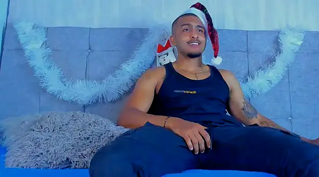 Mateo Reales online show from December 23, 4:01 am