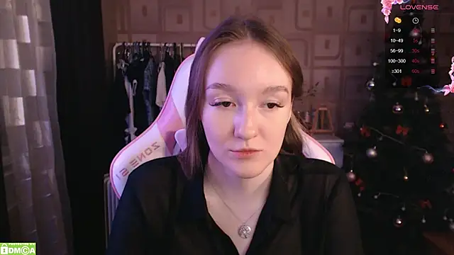 Snapshot of MoonlishSiren chatting on January 20, 10:26 pm MoonlishSiren online show from January 20, 10:26 pm
