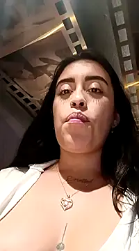 Snapshot of Freyja300 chatting on December 18, 7:52 pm Freyja300 online show from December 18, 7:52 pm