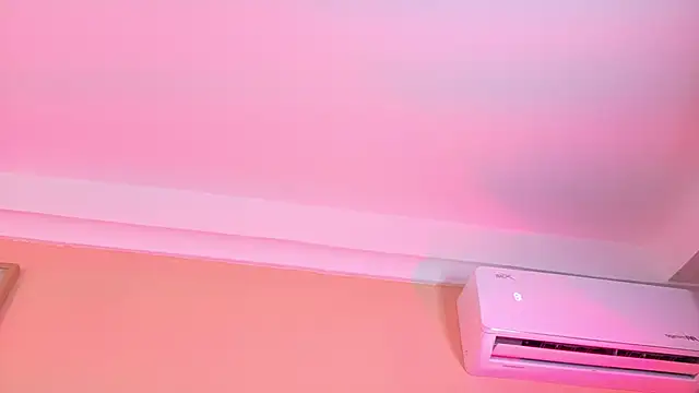 KendalMilleer online show from March 20, 9:14 am