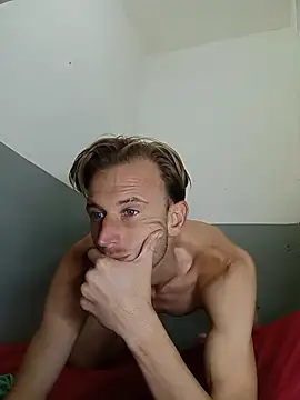 aquilesmade online show from November 5, 2:50 pm