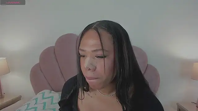 Snapshot of Nicole_Paradise chatting on September 15, 12:27 pm Nicole Paradise online show from September 15, 12:27 pm