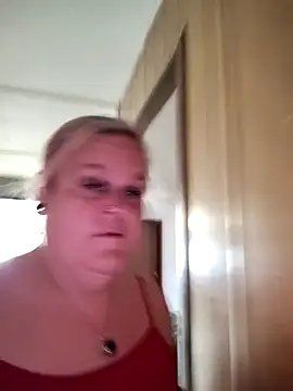 Snapshot of Trans_Girl_next_door420 chatting on February 14, 5:36 pm Trans Girl next door420 online show from February 14, 5:36 pm