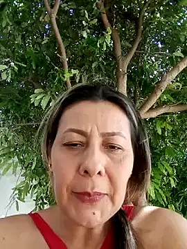 Snapshot of Mia-funny20 chatting on January 15, 7:01 pm Mia-funny20 online show from January 15, 7:01 pm