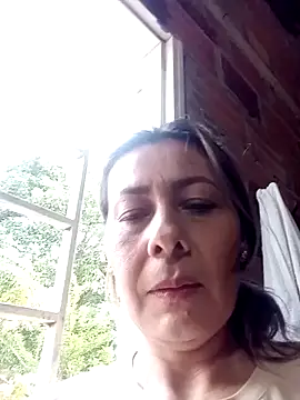 Snapshot of Mia-funny20 chatting on January 19, 10:06 pm Mia-funny20 online show from January 19, 10:06 pm