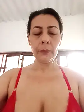 Snapshot of Mia-funny20 chatting on January 26, 1:15 pm Mia-funny20 online show from January 26, 1:15 pm