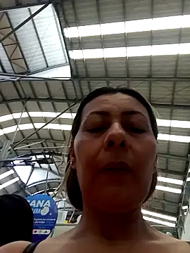 Snapshot of Mia-funny20 chatting on February 4, 7:44 pm Mia-funny20 online show from February 4, 7:44 pm