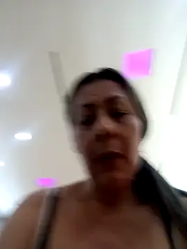 Snapshot of Mia-funny20 chatting on February 11, 10:28 pm Mia-funny20 online show from February 11, 10:28 pm