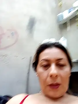 Snapshot of Mia-funny20 chatting on February 12, 10:15 pm Mia-funny20 online show from February 12, 10:15 pm