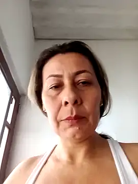 Snapshot of Mia-funny20 chatting on February 13, 1:59 pm Mia-funny20 online show from February 13, 1:59 pm