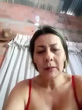 Snapshot of Mia-funny20 chatting on February 14, 6:51 pm Mia-funny20 online show from February 14, 6:51 pm