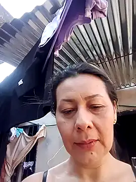 Snapshot of Mia-funny20 chatting on February 26, 2:03 pm Mia-funny20 online show from February 26, 2:03 pm