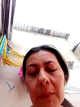 Snapshot of Mia-funny20 chatting on March 22, 2:25 pm Mia-funny20 online show from March 22, 2:25 pm