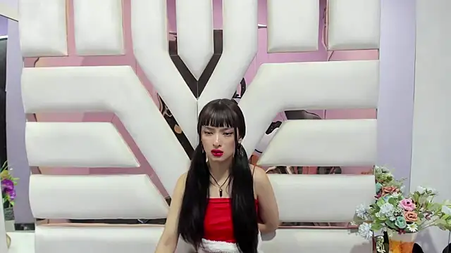 Snapshot of Aurora_18 chatting on December 14, 8:51 pm Aurora 18 online show from December 14, 8:51 pm