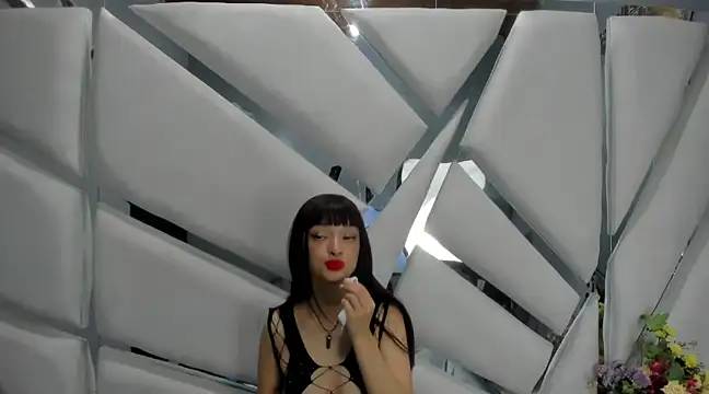 Snapshot of Aurora_18 chatting on December 18, 6:03 pm Aurora 18 online show from December 18, 6:03 pm