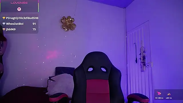 alejandrafitt online show from March 7, 4:20 am