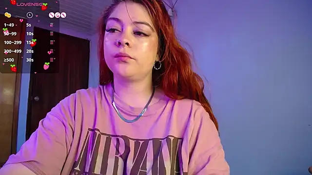 Snapshot of Layna_cold chatting on March 5, 12:33 pm Layna cold online show from March 5, 12:33 pm