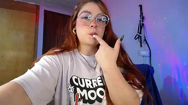 Snapshot of Layna_cold chatting on March 18, 7:20 pm Layna cold online show from March 18, 7:20 pm