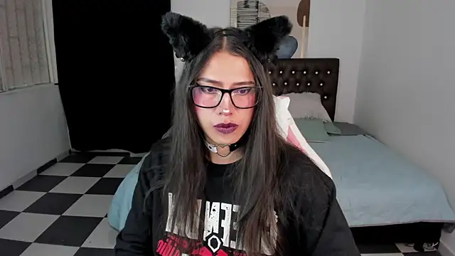 Snapshot of paula_kawaiifu_ chatting on December 9, 5:30 pm paula kawaiifu online show from December 9, 5:30 pm
