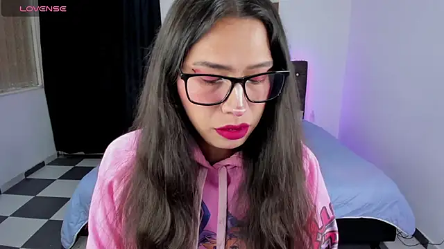 Snapshot of paula_kawaiifu_ chatting on January 25, 2:14 pm paula kawaiifu online show from January 25, 2:14 pm