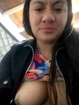 Snapshot of TattySQUIRT chatting on October 15, 5:51 am TattySQUIRT online show from October 15, 5:51 am