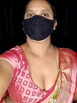 vintage-vibs online show from November 26, 3:24 pm