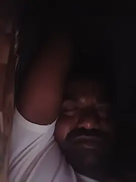 Snapshot of PVNRAO0831 chatting on May 24, 8:25 pm PVNRAO0831 online show from May 24, 8:25 pm