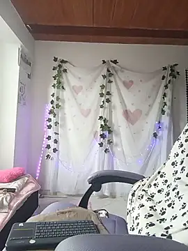 sophie north online show from May 31, 2:46 pm
