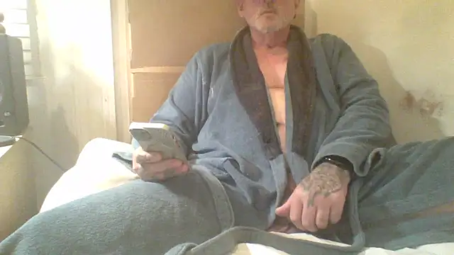 oldenglishguy online show from October 13, 7:58 pm