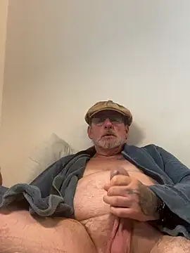 oldenglishguy online show from June 23, 7:45 pm