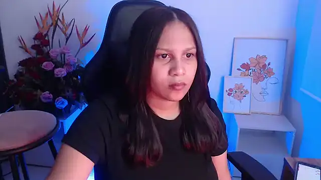 Snapshot of Beamber_ chatting on February 22, 5:57 pm Beamber online show from February 22, 5:57 pm