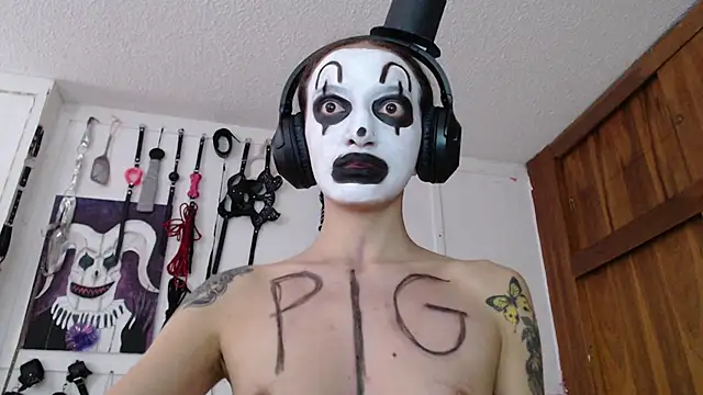 Eloise-brown online show from January 5, 8:10 pm