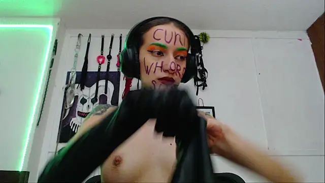 Eloise-brown online show from January 27, 11:54 pm